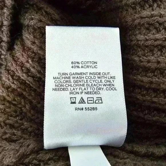 Express Crew Neck Oversized Shaker Knit Sweater, Dark Olive, Size S - Picture 4 of 9